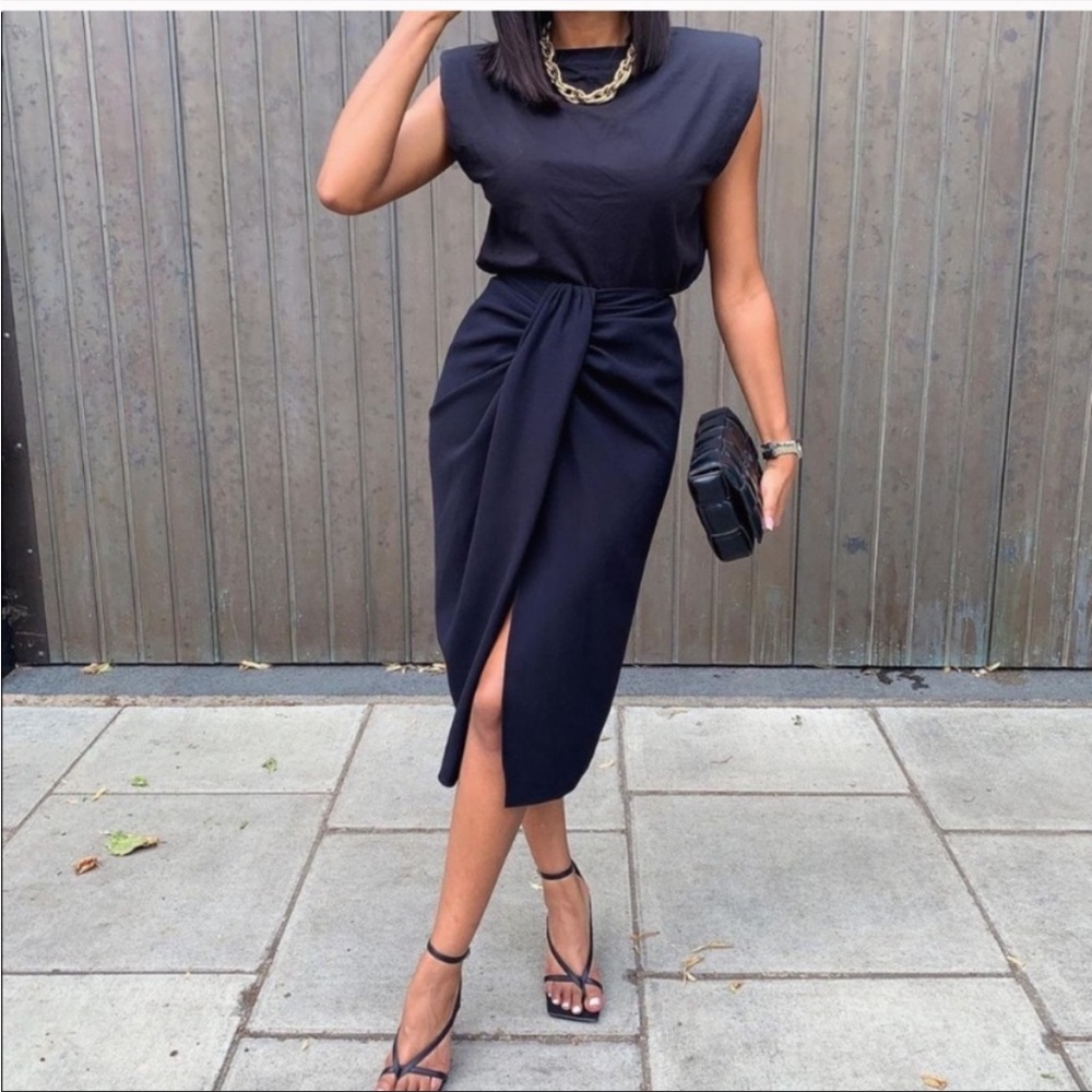 Zara black tie front skirt